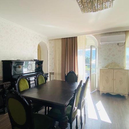 Your Home In Tbilisi Luaran gambar